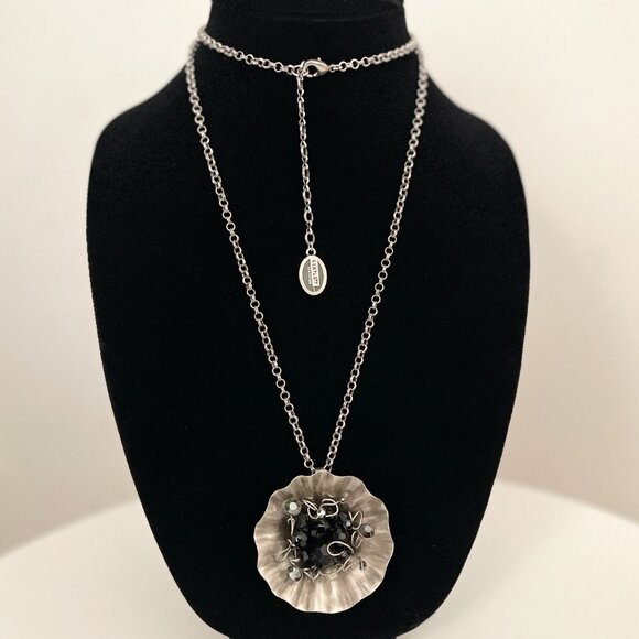 KONPLOTT statement necklace with black Swarovski crystals - Picture 1 of 4